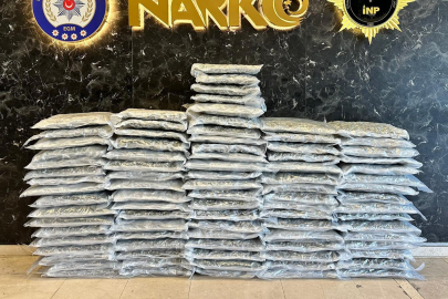 İstanbul Esenyurt'ta düzenlenen uyuşturucu operasyonunda 4 zanlı yakalandı