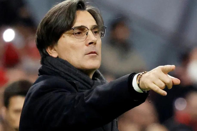 Montella'dan Rumen basınına tarihi ayar! 'İstifa' provokasyonuna tokat gibi cevap...