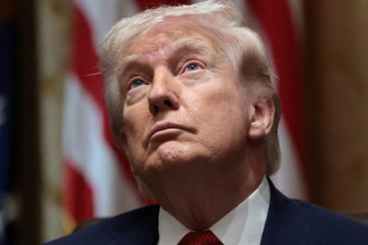 Trump: İran'ın enerji santrallerine 6 Nisan'a kadar saldırmayacağız