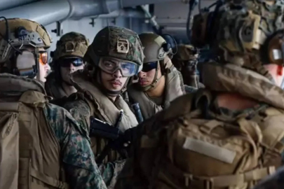 CENTCOM duyurdu: Piyadeleri taşıyan USS Tripoli Orta Doğu'da!