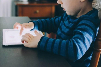 Endonezya'da 16 yaş altındakilere sosyal medya yasaklandı