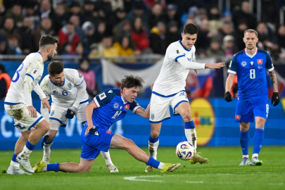 Fenerbahçe'ye Beşiktaş derbisi öncesi Skriniar'dan beklenen haber geldi