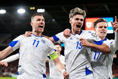 Tarihte eşi benzeri yok! Edin Dzeko yine yaptı yapacağını: Üst üste 20 yıl...