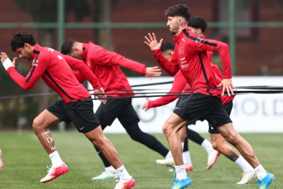 Vincenzo Montella'dan Orkun Kökçü kararı! Kosova maçına bambaşka kadro