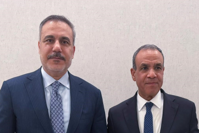 Bakan Fidan, Mısırlı mevkidaşı Abdelatty ve Pakistan Başbakanı Şerif ile bir araya geldi