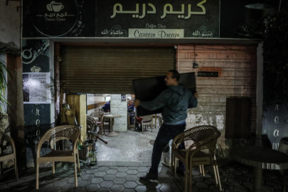 Dükkanlar erken kapandı, sokaklar karanlığa büründü! Bir ülkede önlemler başladı...