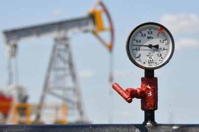 Küresel enerji piyasaları dalgalı seyrini koruyor