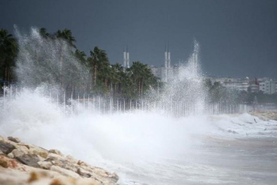 Meteoroloji'den Akdeniz için "kuvvetli fırtına" uyarısı