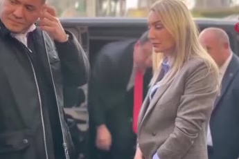 Ekrem İmamoğlu'nun bilirkişinin hedef gösterilmesine ilişkin yargılandığı dava ertelendi