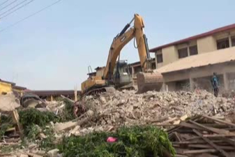 Gana'da 4 katlı binanın çökmesi sonucu 2 kişi öldü, 14 kişi yaralandı