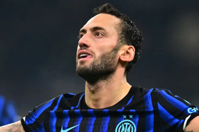 Hakan Çalhanoğlu'nda yılın sürpriz gelişmesi