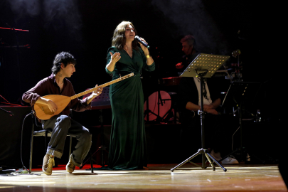 Serenad Bağcan ile Bursa'da 'Caz Pazarı’