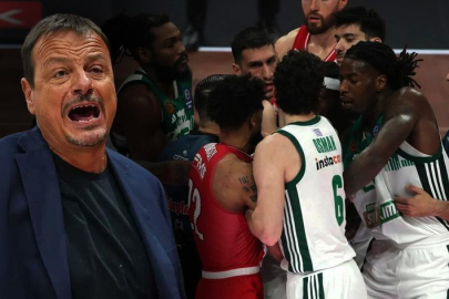 Sinirlerin gerildiği derbi gecesinde gülen taraf Olympiakos! Ergin Ataman'a büyük şok