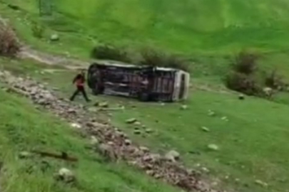 Şırnak’ta okul servisi şarampole devrildi: 4’ü öğrenci 5 yaralı