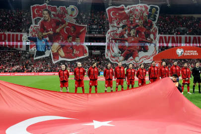 5 futbolcu A Milli Takım kadrosundan çıkarıldı! Kosova maçı öncesi son karar...