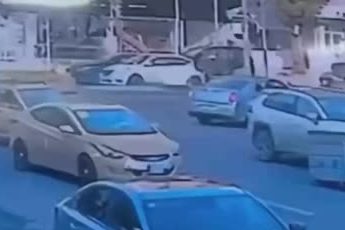 ABD’li gazeteci Shelly Kittleson Bağdat’ta kaçırıldı