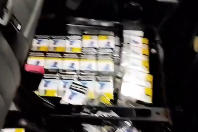 Edirne'de sınırda kaçakçılık operasyonu: Minibüste silah ve mühimmat ele geçirildi