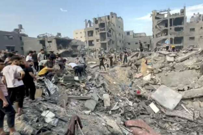 İsrail ordusunun Lübnan'a düzenlediği saldırılarda 1'i sağlık çalışanı 11 kişi hayatını kaybetti