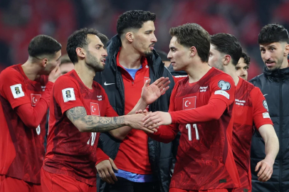 Kosova'da Türkiye maçı öncesi skandal! Saldırı sırasında milli futbolcular içerideydi