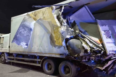 Kuzey Marmara Otoyolu'nda yolcu otobüsü tıra çarptı: Çok sayıda yaralı