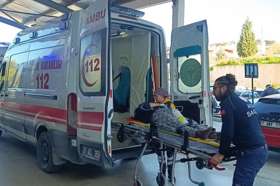 Adana'da işçileri taşıyan midibüs devrildi: 17 yaralı