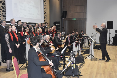 Bursa Karacabey’de kahramanlık türküleriyle duygu dolu gece