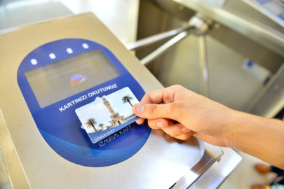 İzmir'de toplu ulaşım ve ekmek zamlandı