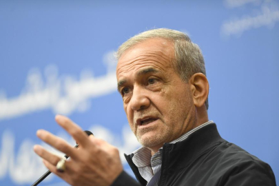 Pezeşkiyan: Savaşı bitirmek için gerekli irademiz var