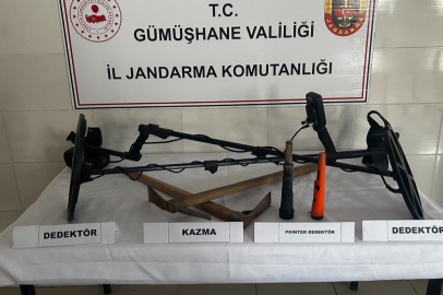 Gümüşhane'de kaçak kazı yapan 2 şüpheli suçüstü yakalandı