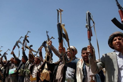 Husilerden Körfez ülkelerine tehdit: Babülmendep Boğazı’nı kapatırız