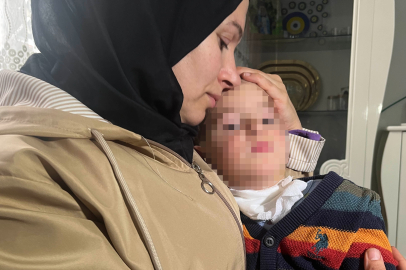 İzmir’de parkta 2 yaşındaki çocuğa bıçakla saldıran şüpheli tutuklandı