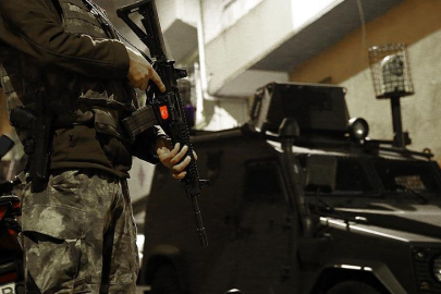 Osmaniye ve Adana'da düzenlenen DEAŞ operasyonunda yakalanan 4 şüpheli tutuklandı