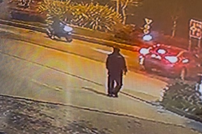 Tekirdağ'da otomobille çarpışan motosikletli yaralandı: Kaza anı kamerada