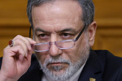 Arakçi’den Körfez’e nükleer felaket uyarısı: Yaşam sona erebilir