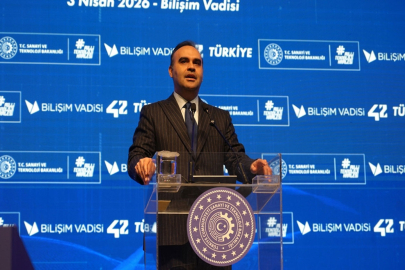 Bakan Kacır: Bugün 23 yıl öncesine göre bambaşka bir Türkiye var