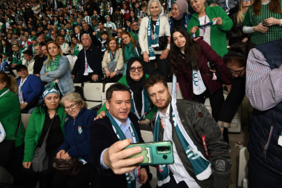 Osmangazi Belediyesi Bursaspor sevdasını sınırların ötesine taşıdı!