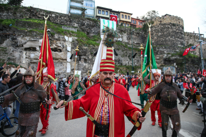 Bursa'nın fethinin 700. yılı, fetih yürüyüşü ile kutlandı