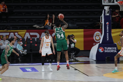 Bursaspor Basketbol deplasmanda Galatasaray'a mağlup oldu