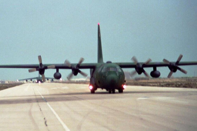 İran duyurdu: ABD'ye ait iki uçak yok edildi!