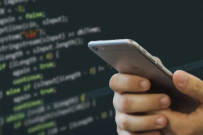 İsrail, İranlıların telefonlarına sızdığını iddia etti