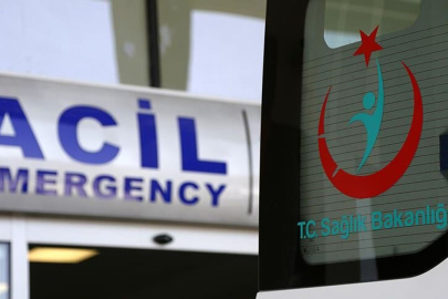 İstanbul Bağcılar'da bıçaklı kavgaya müdahale eden 2 polis memuru yaralandı