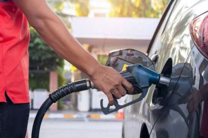 Akaryakıta büyük zam geliyor! Tabela yine değişecek: Sürücüler dikkat...