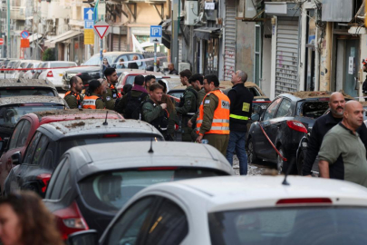 İran’ın misillemesi sonucu 15 füze parçası Tel Aviv ve çevresine isabet etti