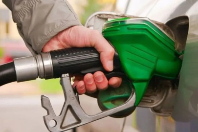 Motorin ve benzin zammı iptal edildi