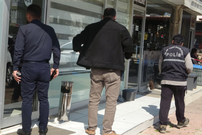 Antalya'da husumetli akrabalar arasında bıçaklı kavga: 2 yaralı