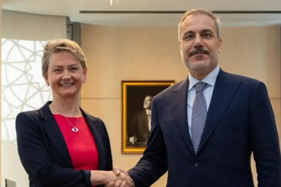 Bakan Hakan Fidan, İngiliz mevkidaşıyla görüştü! Görüşmenin ayrıntıları netleşti