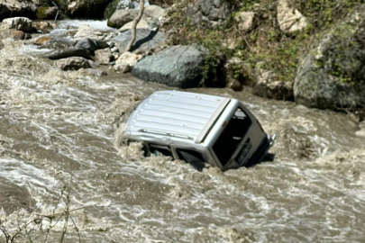 Giresun’da otomobil dereye uçtu: 1 kişi hayatını kaybetti