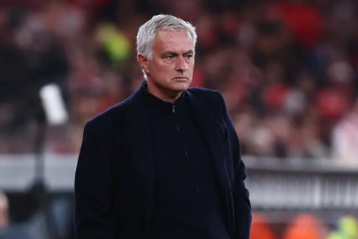 Mourinho Portekiz'i karıştırdı! Gece yarısı...