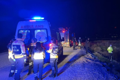 Otomobil takla attı! İçindekiler kaçtı