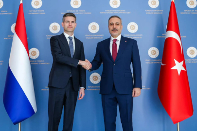 Bakan Fidan, Hollandalı mevkidaşı Berendsen ile bir araya geldi